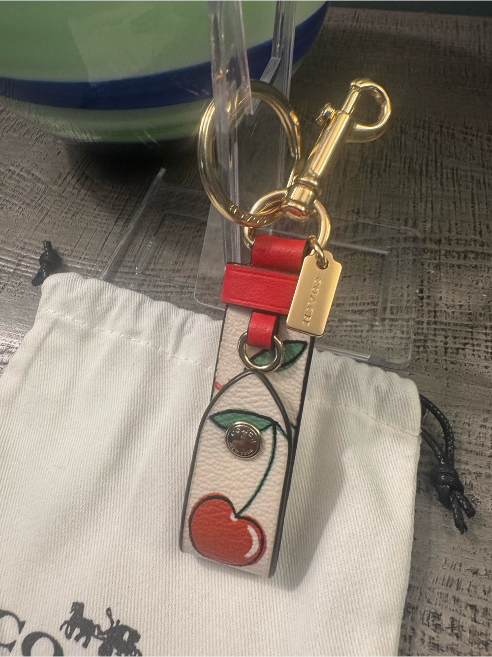 NWOT Cherry Print Leather Bag Charm Key Chain with Gold Hang Tag w/ Dusty 🍒 - Picture 4 of 5